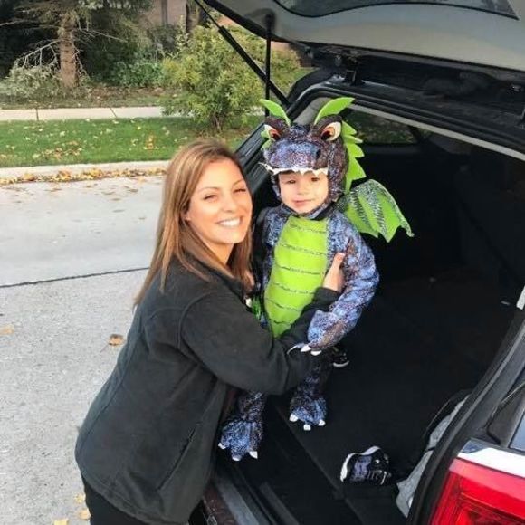 Meet your Posher, Amanda - Picture 1 of 1